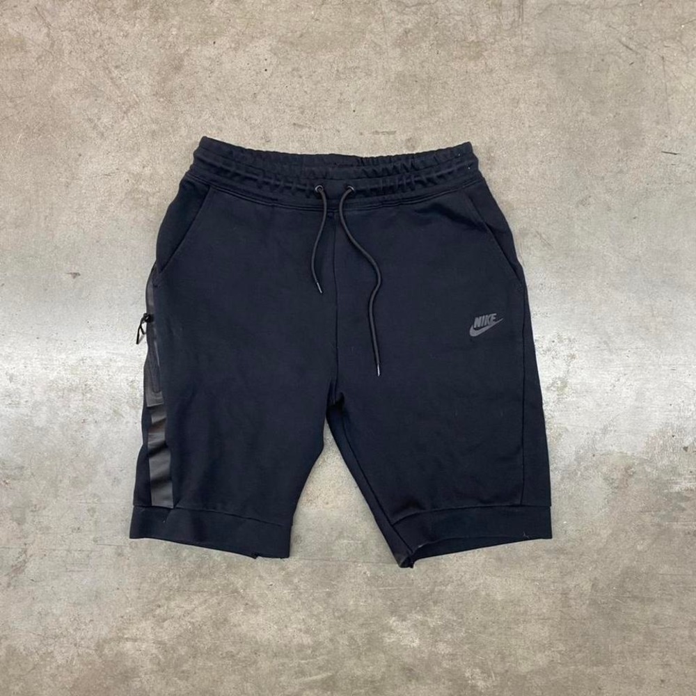 Y2K Black Nike tech‎ fleece shorts Size XL